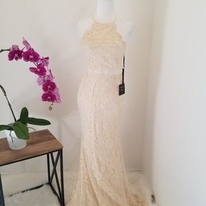 Lulu's Zenith Lace Maxi Dress NWT Size Medium